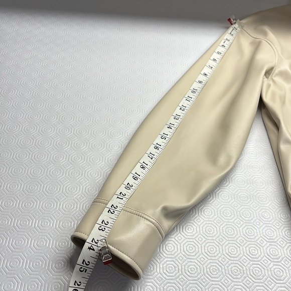 House of Harlow 1960 Faux Leather Button-Up Jacket Cream Size XL - Picture 13 of 13